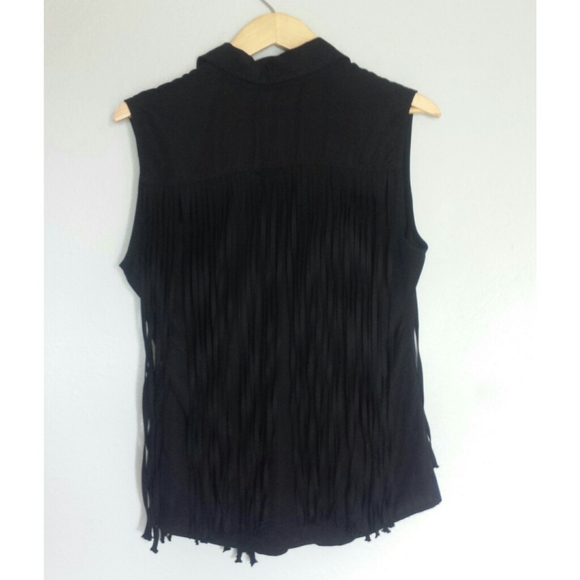 Blank NYC Fringe Button Sleeveless Top Size Small - Picture 6 of 8
